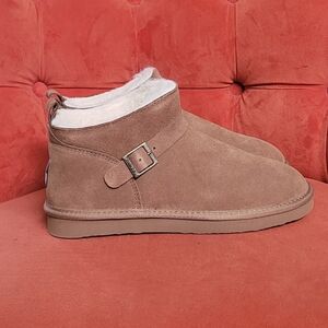 Pawz by Bearpaw Women's Amy Suede Boots Size 10